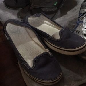 Crocs slip on